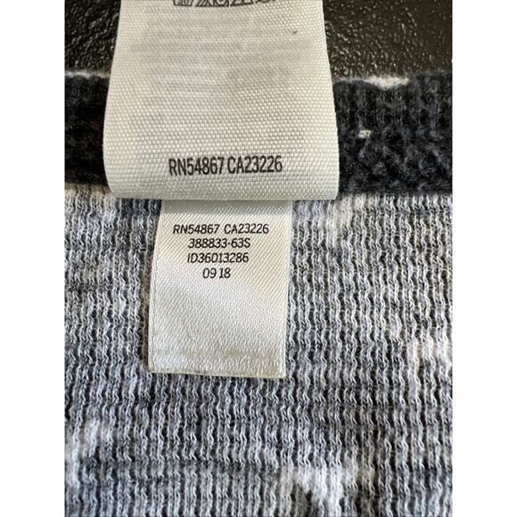 Victoria Secret Sleep Shirt XS Grey Dog Print Waffle Henley PINK Bling Sequins - Picture 8 of 12